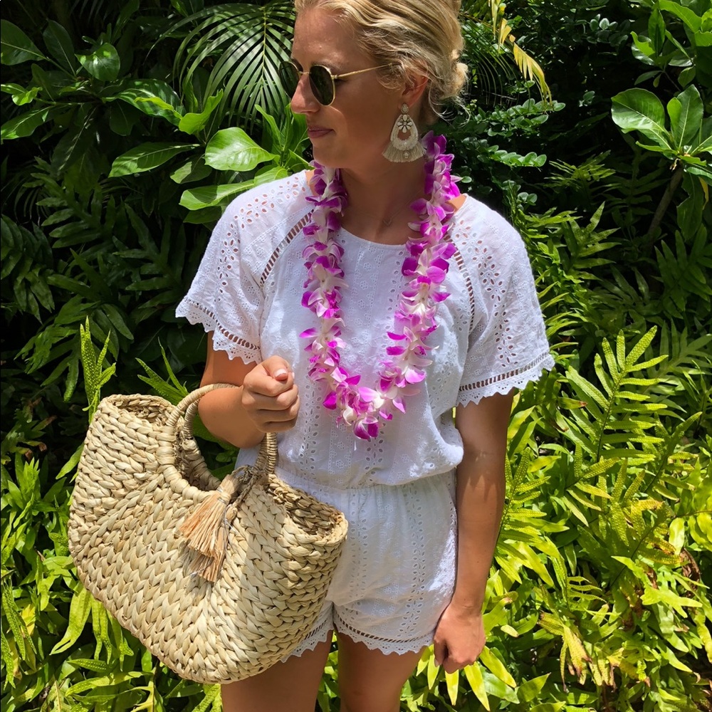 White Lace Romper-like New